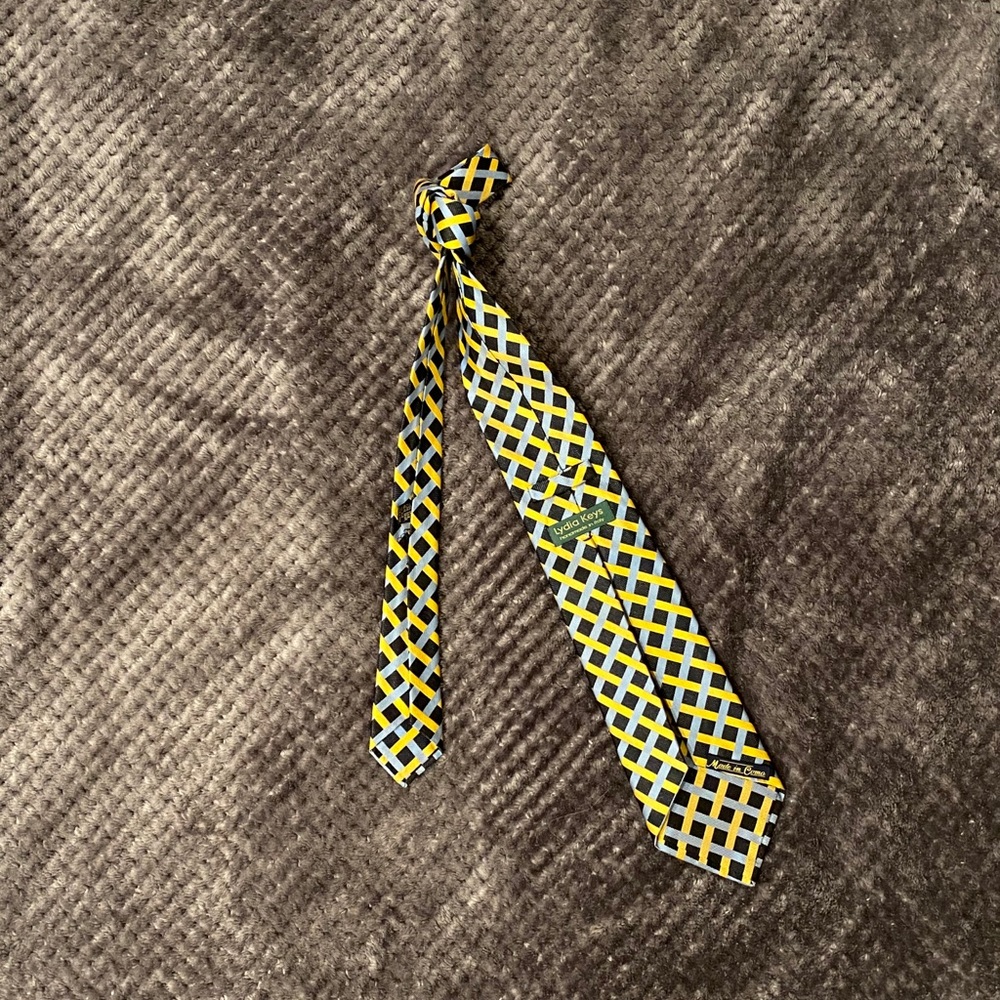 Lydia Keys Woven Silk Necktie
